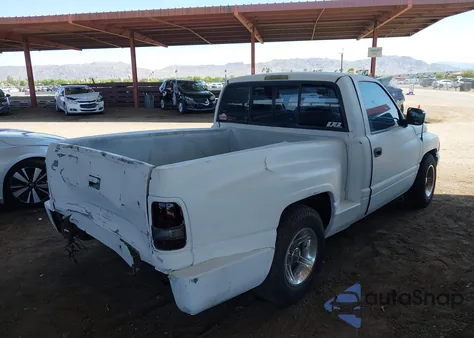 1996 Dodge Ram 1500 z USA, uszkodzony, nr VIN 1B7HC16Z5TS683070
